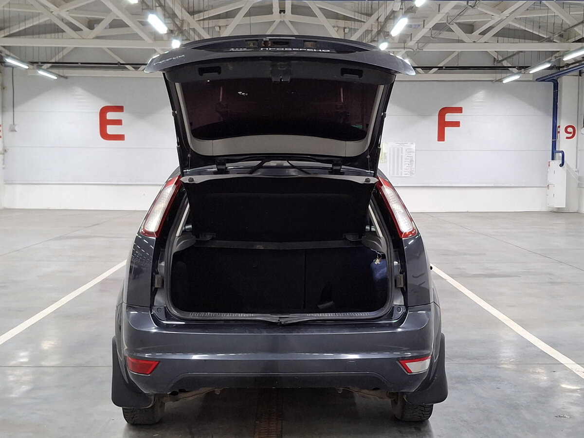 Ford Focus II Рестайлинг, 2010 Фото №10