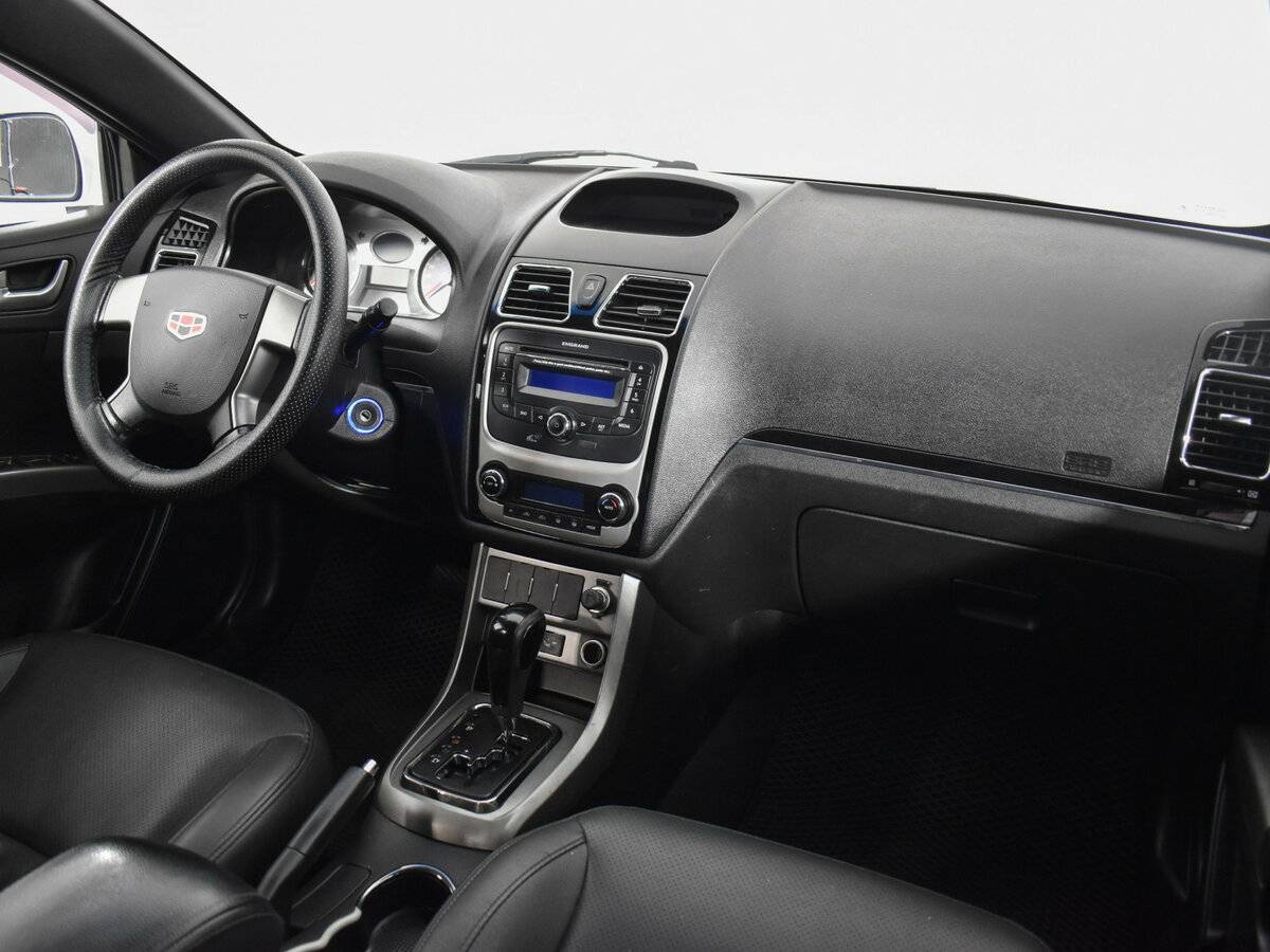 Geely Emgrand EC7, 2014 Фото №9