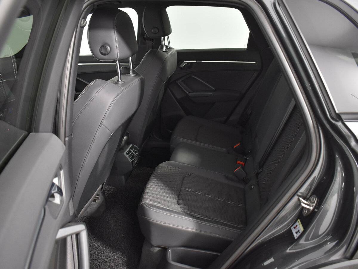 Audi Q3 40 TFSI II (F3), 2019 Фото №11