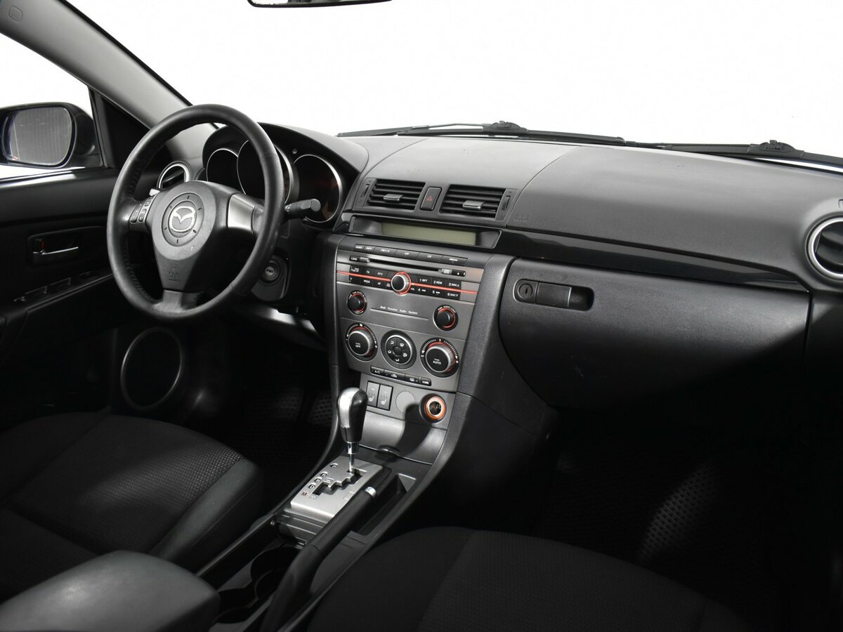 Mazda 3 I (BK) Рестайлинг, 2008 Фото №10