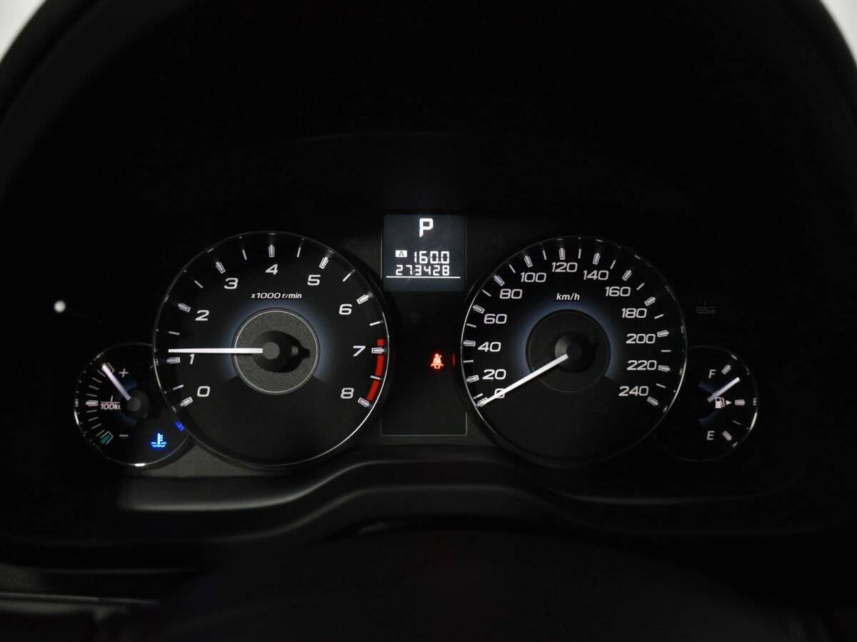 Subaru Legacy V, 2011 Фото №11