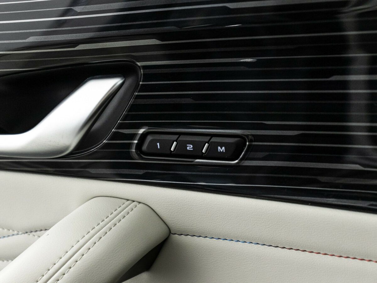 Geely Monjaro I, 2023 Фото №17