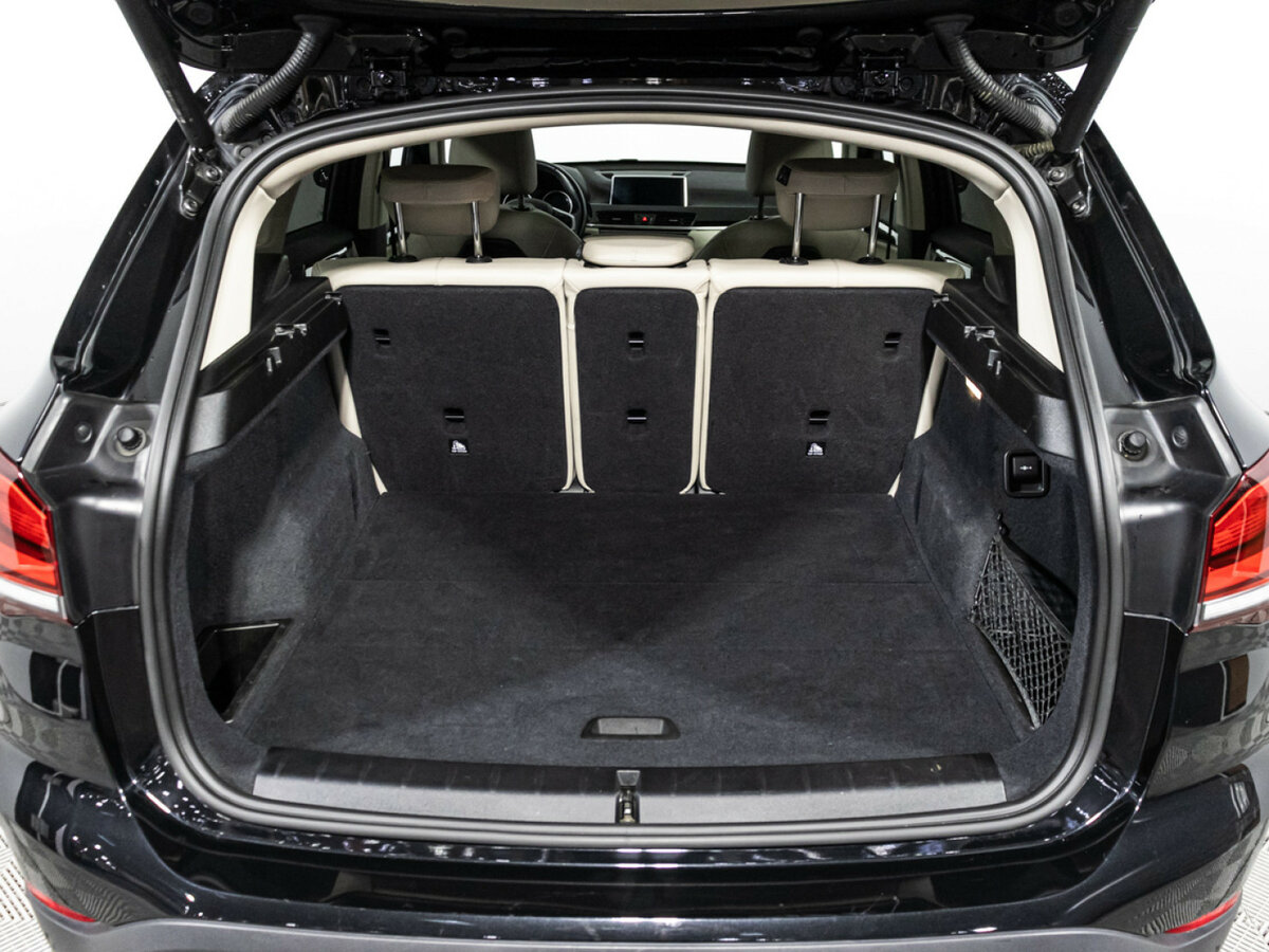 BMW X1 18i sDrive II (F48) Рестайлинг, 2020 Фото №20