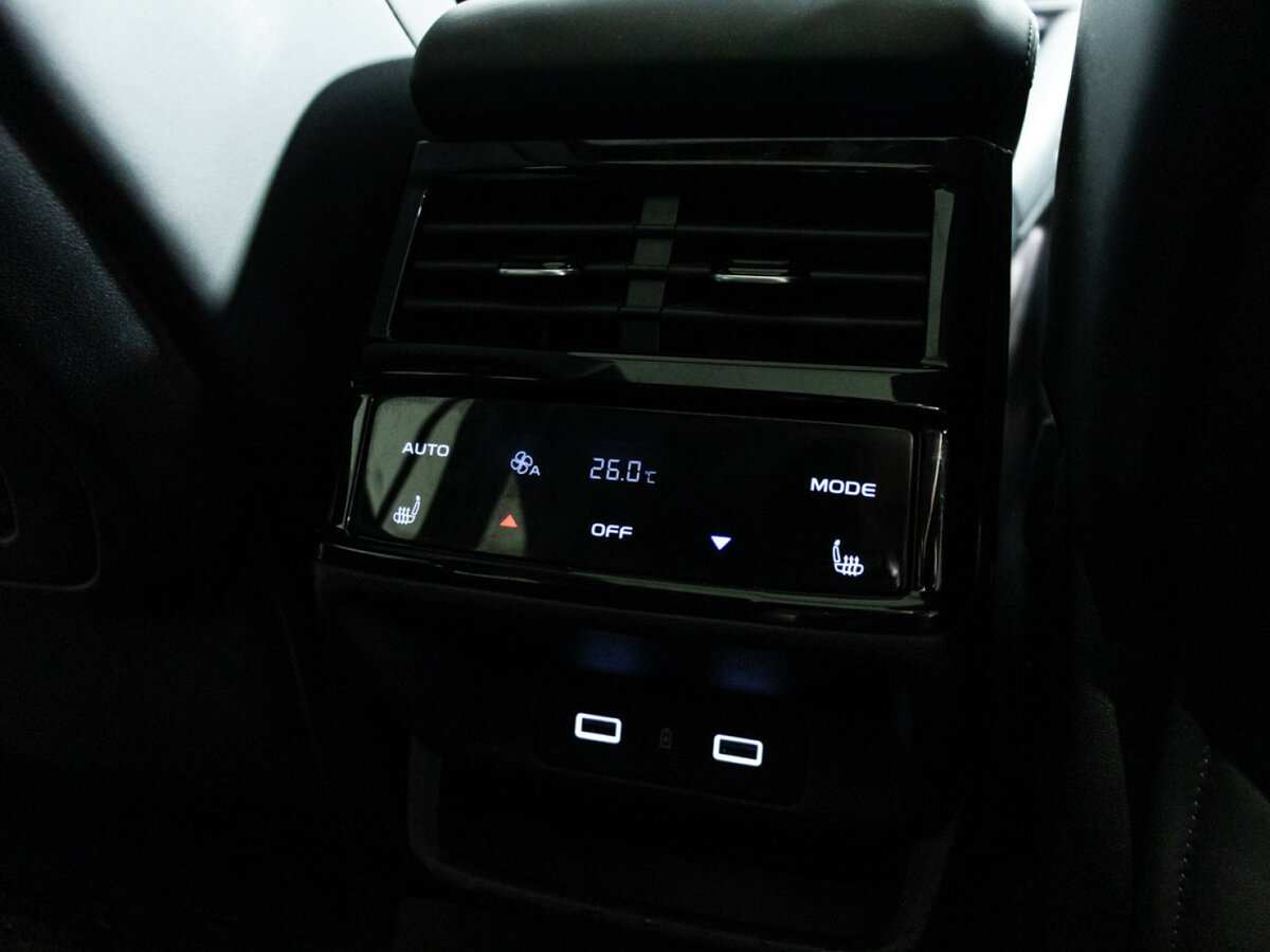 Geely Monjaro I, 2024 Фото №22