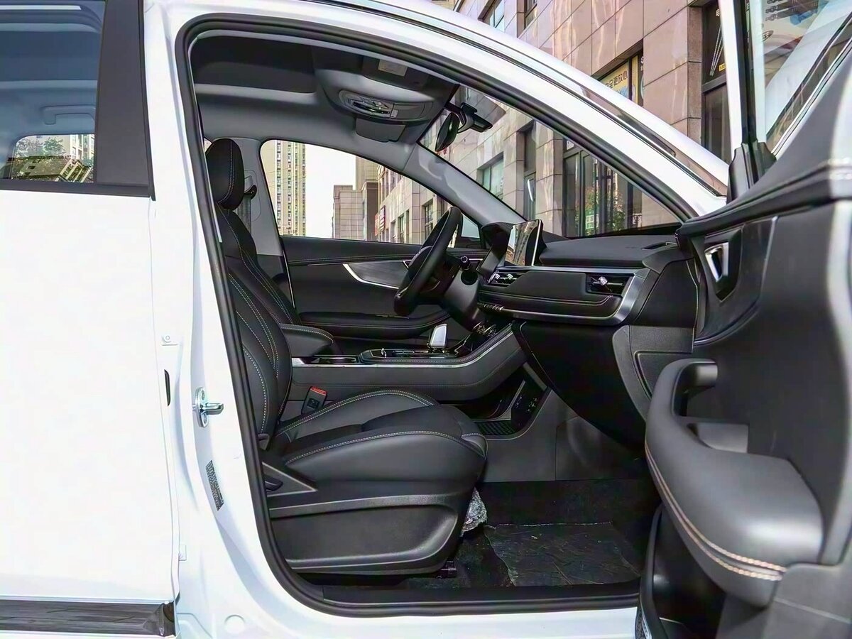Chery Tiggo 8 I Рестайлинг, 2025 Фото №13