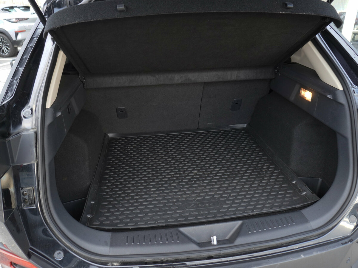 FAW Bestune T77 I, 2023 Фото №24