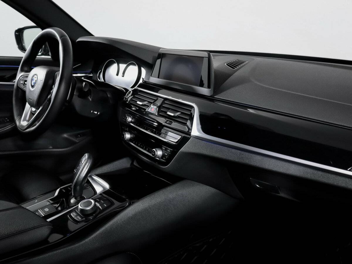 BMW 5 серии 520d VII (G30/G31/G38), 2019 Фото №9