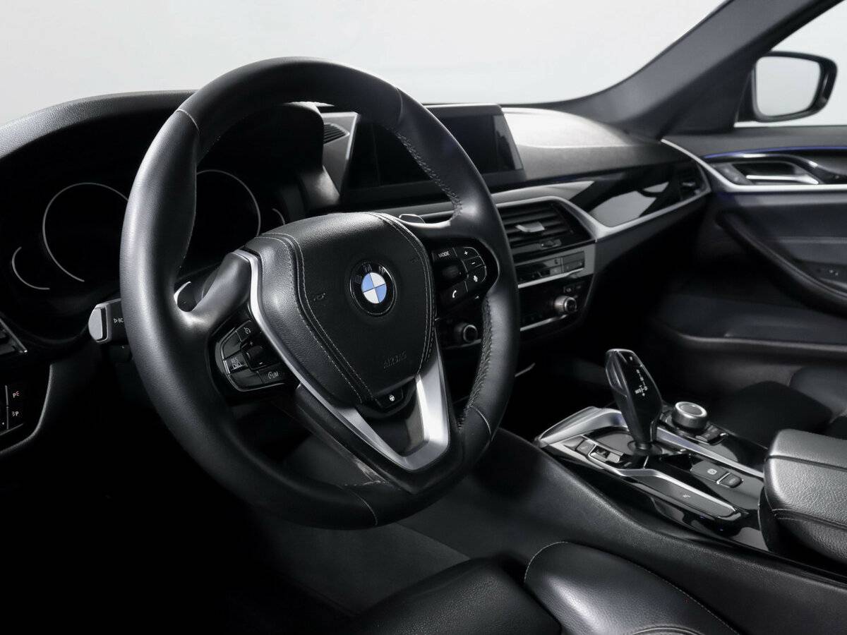 BMW 5 серии 520d VII (G30/G31/G38), 2019 Фото №14