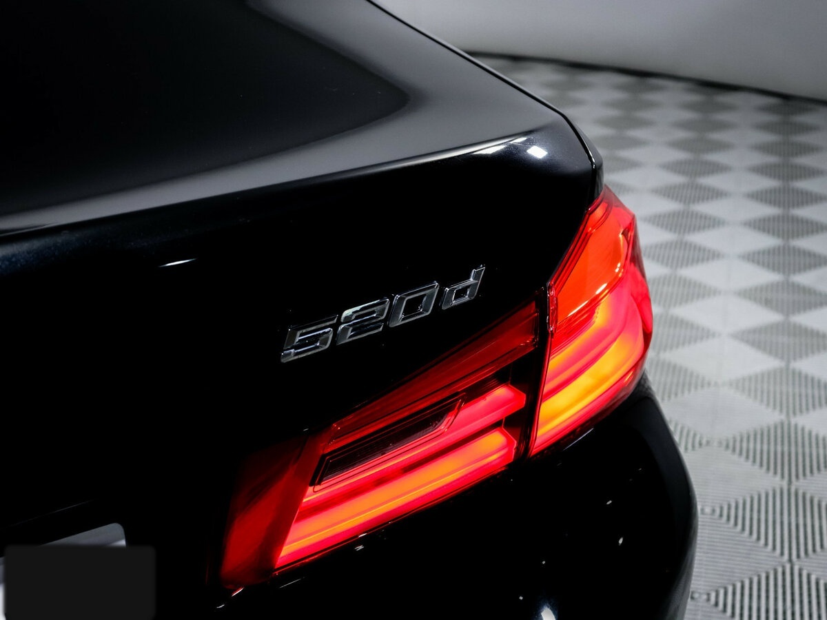 BMW 5 серии 520d VII (G30/G31/G38), 2019 Фото №20