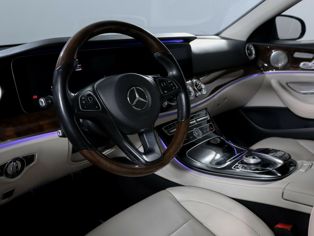 Mercedes-Benz E-Класс 400 V (W213, S213, C238), 2017 Фото №14