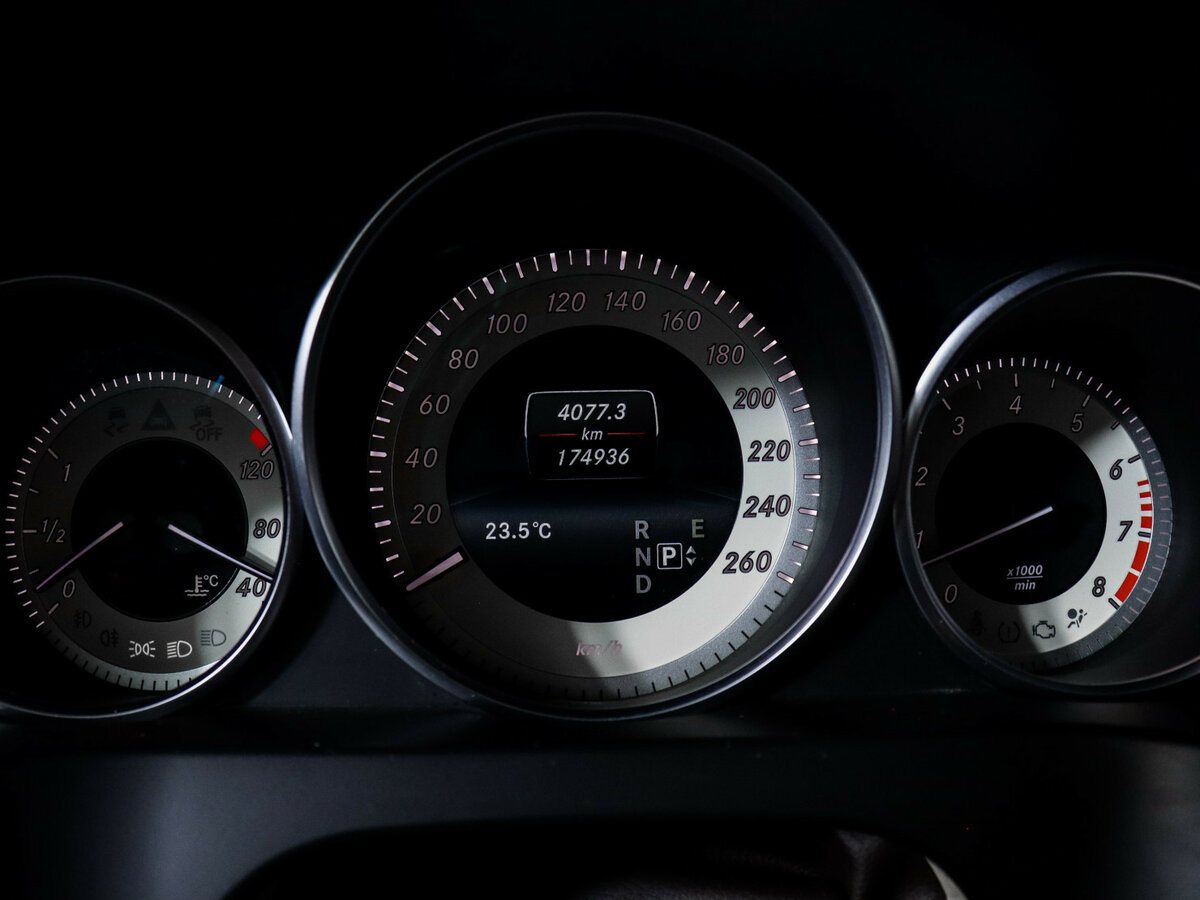 Mercedes-Benz E-Класс 350 IV (W212, S212, C207) Рестайлинг, 2014 Фото №11