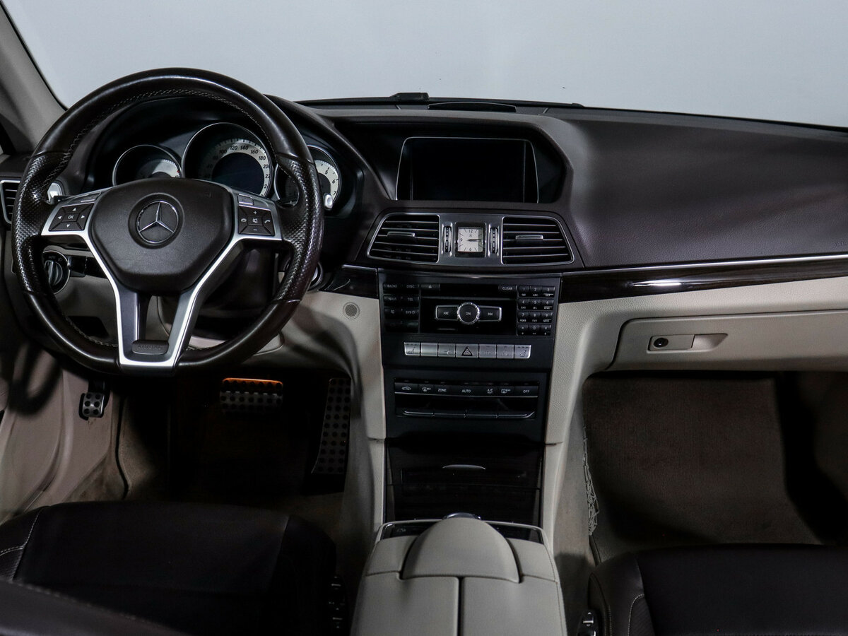 Mercedes-Benz E-Класс 350 IV (W212, S212, C207) Рестайлинг, 2014 Фото №12