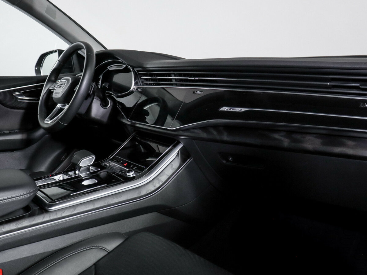Audi Q8 45 TDI I (4M), 2021 Фото №9