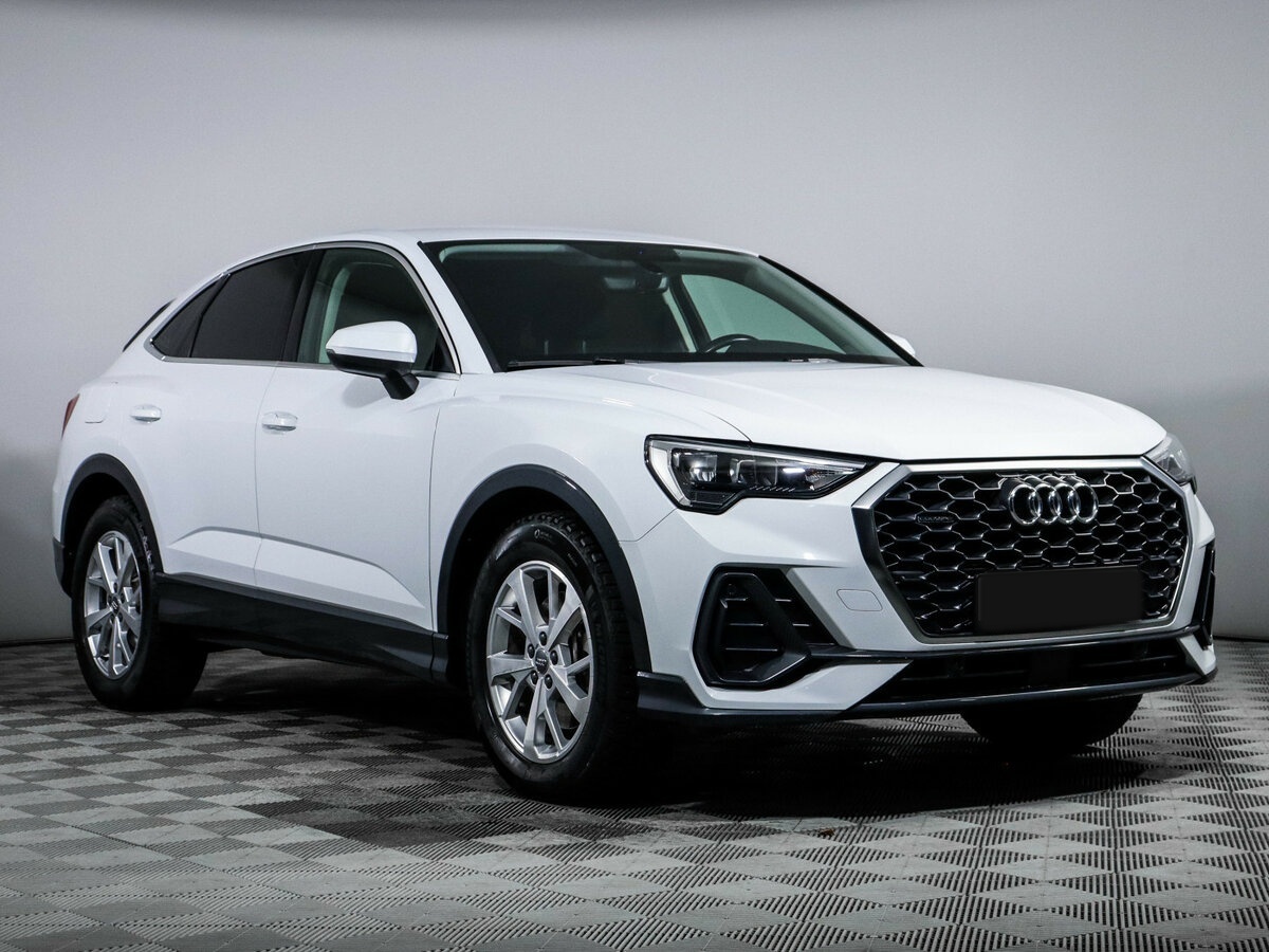 Audi Q3 Sportback 40 TFSI II (F3), 2020 - 39 809 км. | Фото №3