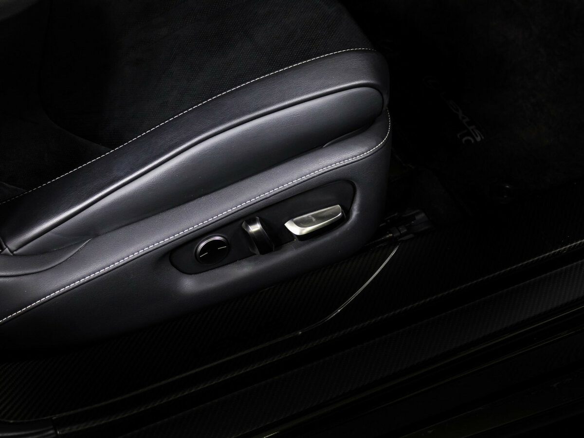 Lexus LC 500 I, 2020 Фото №15