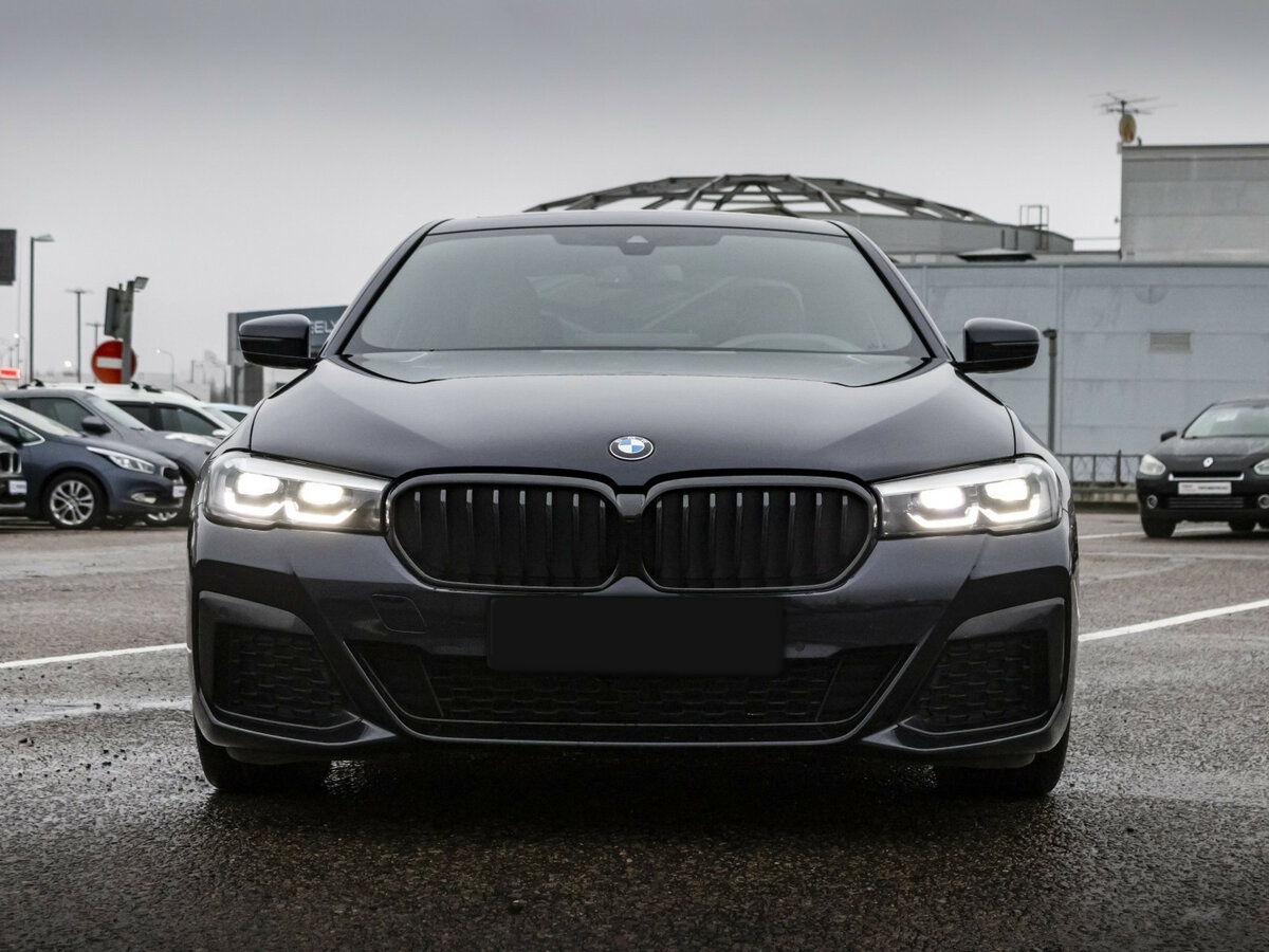 BMW 5 серии 530d xDrive VII (G30/G31/G38) Рестайлинг, 2021 - 52 603 км. | Фото №2