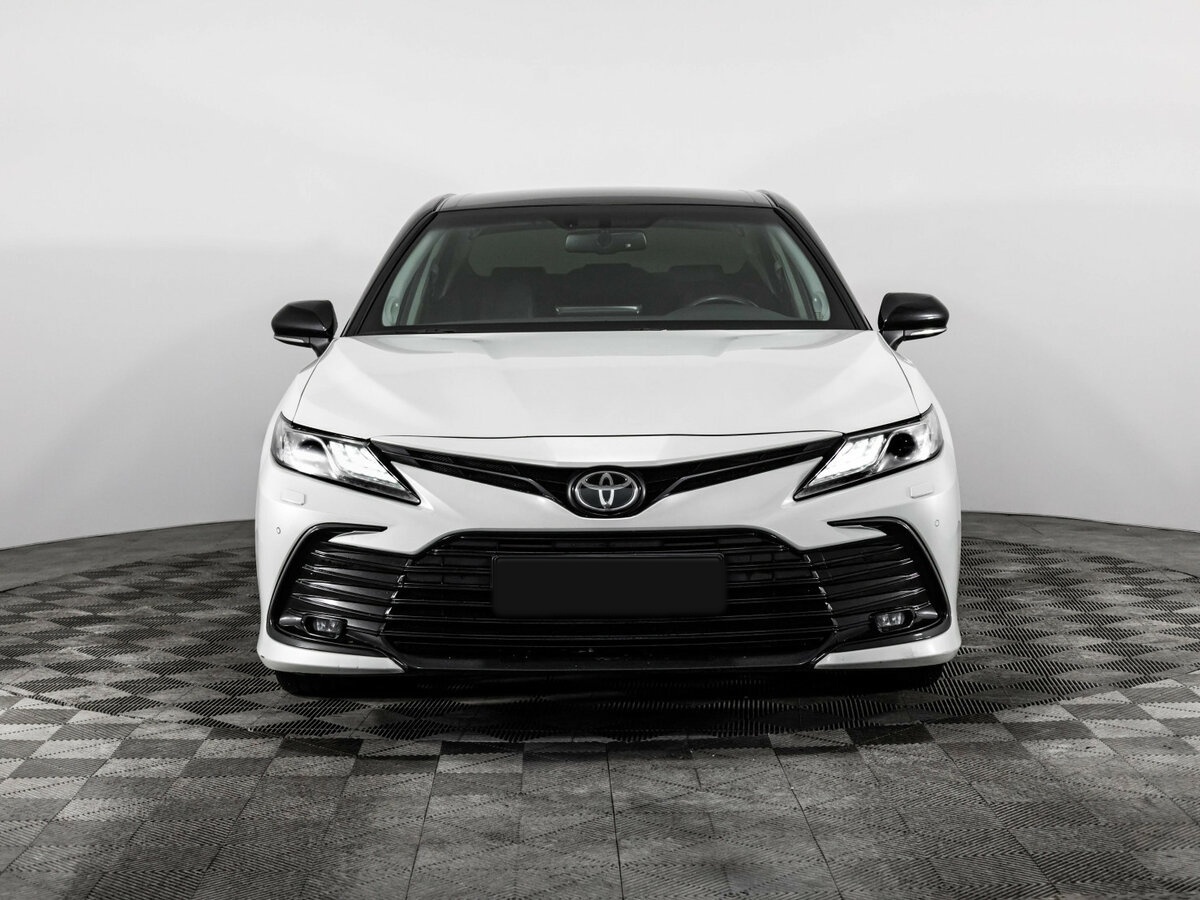 Toyota Camry VIII (XV70) Рестайлинг, 2021 - 93 640 км. | Фото №2