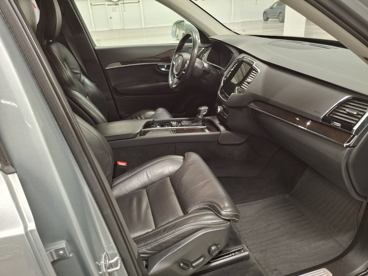 Volvo XC90 II, 2017 Фото №11