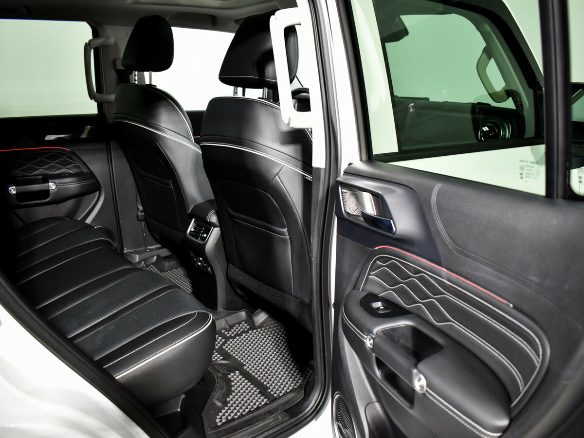 Tank 300 I, 2023 Фото №10