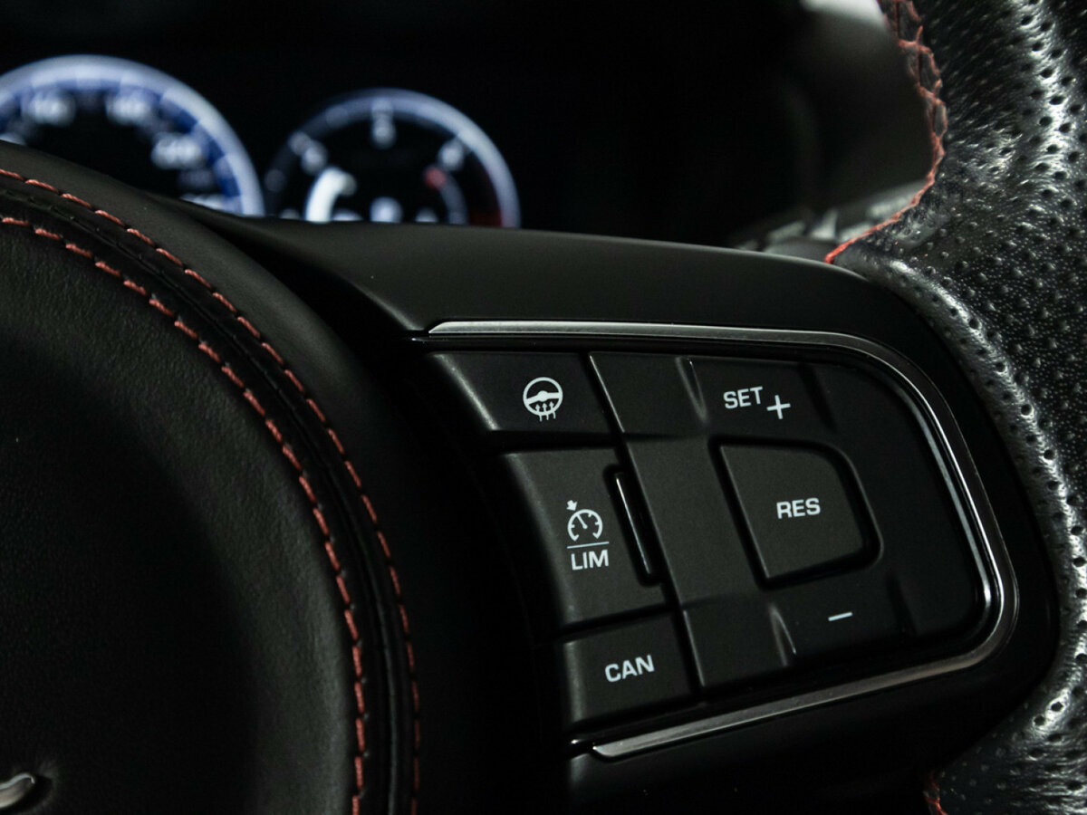 Jaguar F-Pace I, 2017 Фото №19