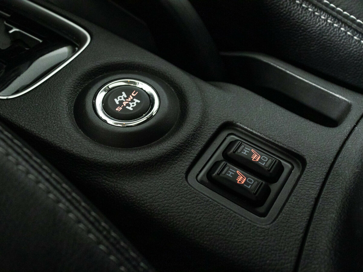 Mitsubishi Outlander III Рестайлинг, 2014 Фото №18