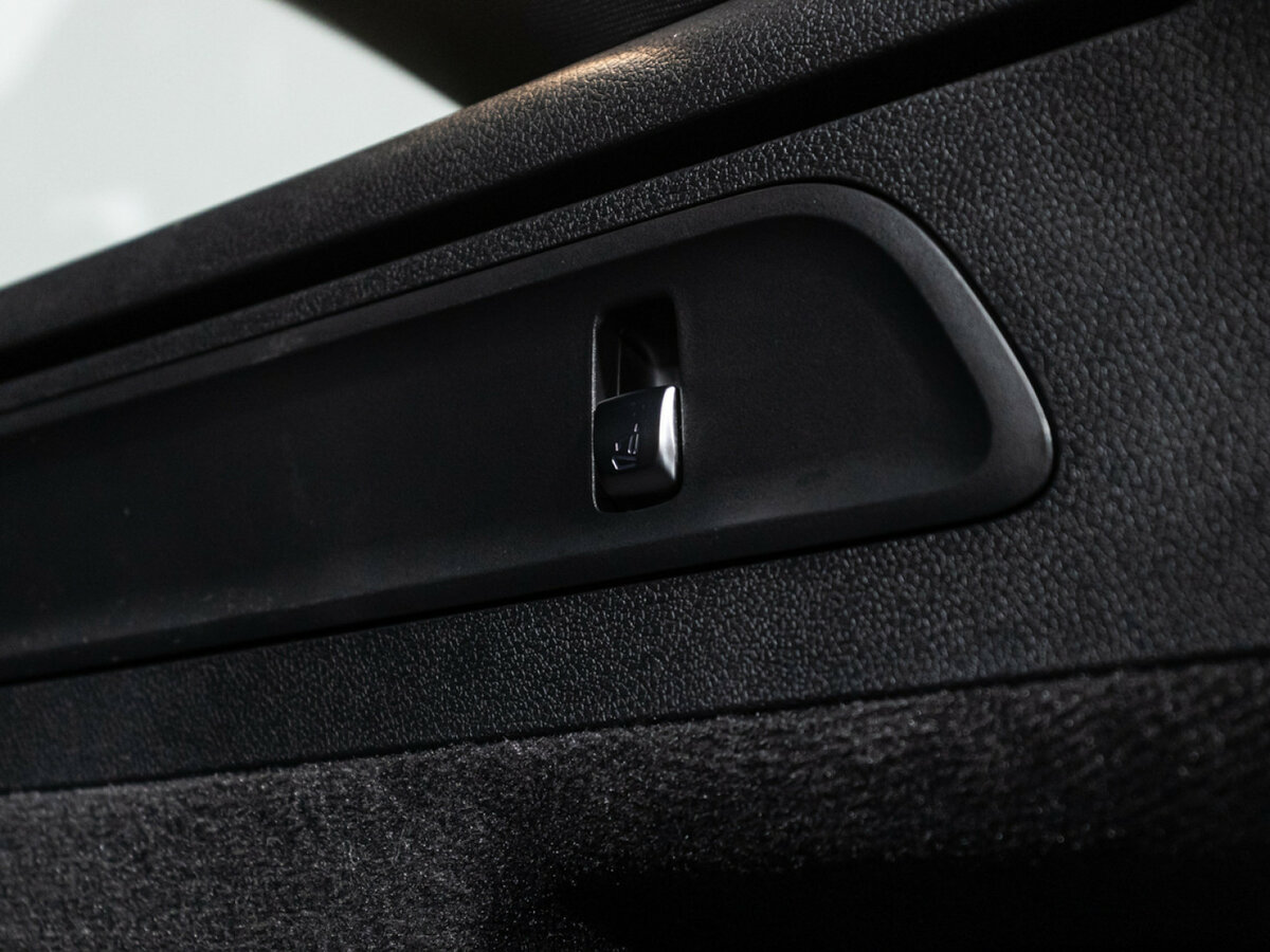 Mercedes-Benz GLC 300 I (X253) Рестайлинг, 2021 Фото №22