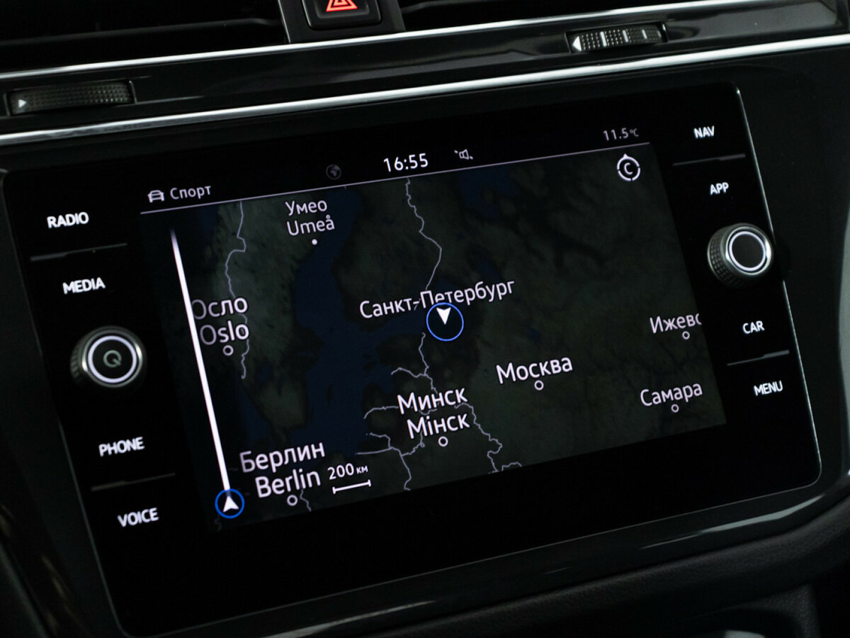 Volkswagen Tiguan II Рестайлинг, 2021 Фото №14