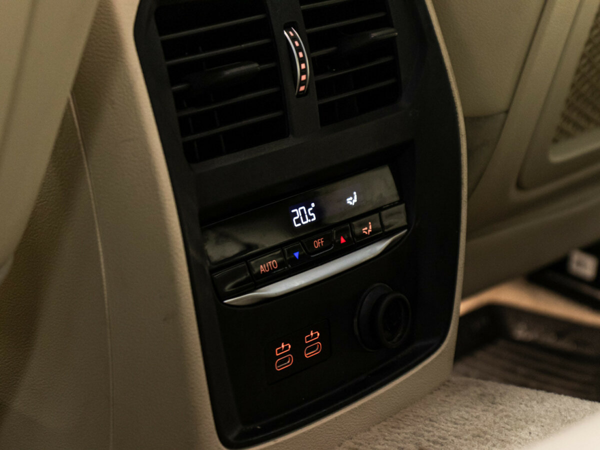 BMW 3 серии 320d xDrive VII (G2x), 2020 Фото №26