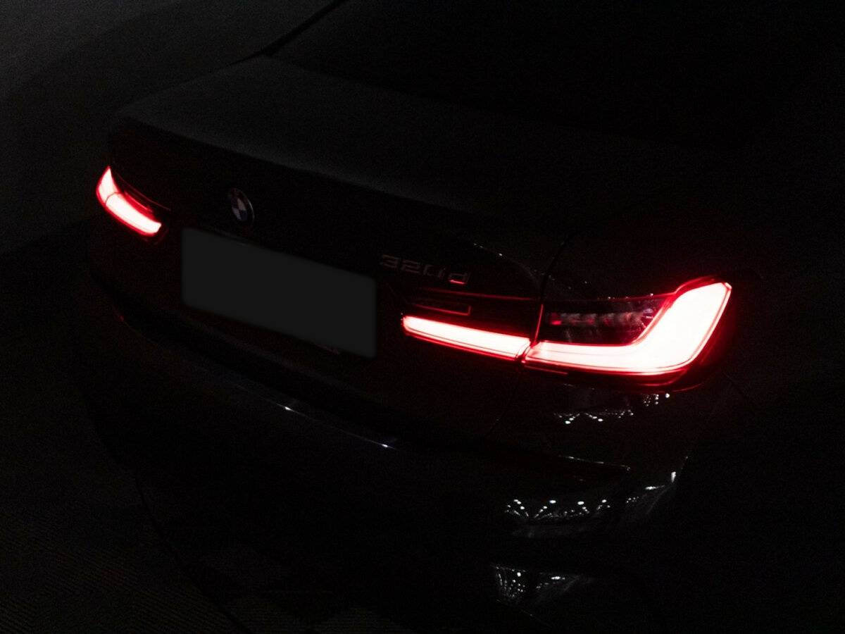 BMW 3 серии 320d xDrive VII (G2x), 2020 Фото №32