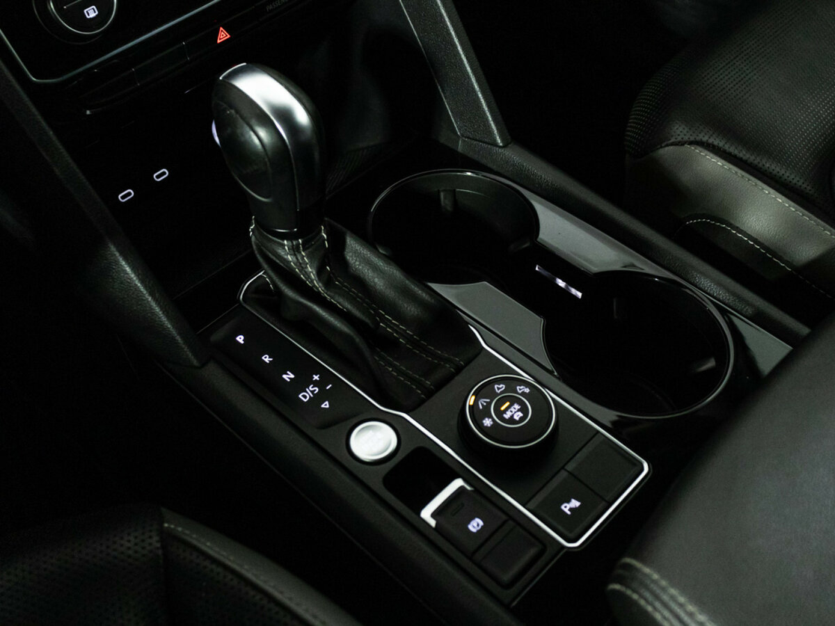 Volkswagen Teramont I Рестайлинг, 2021 Фото №16