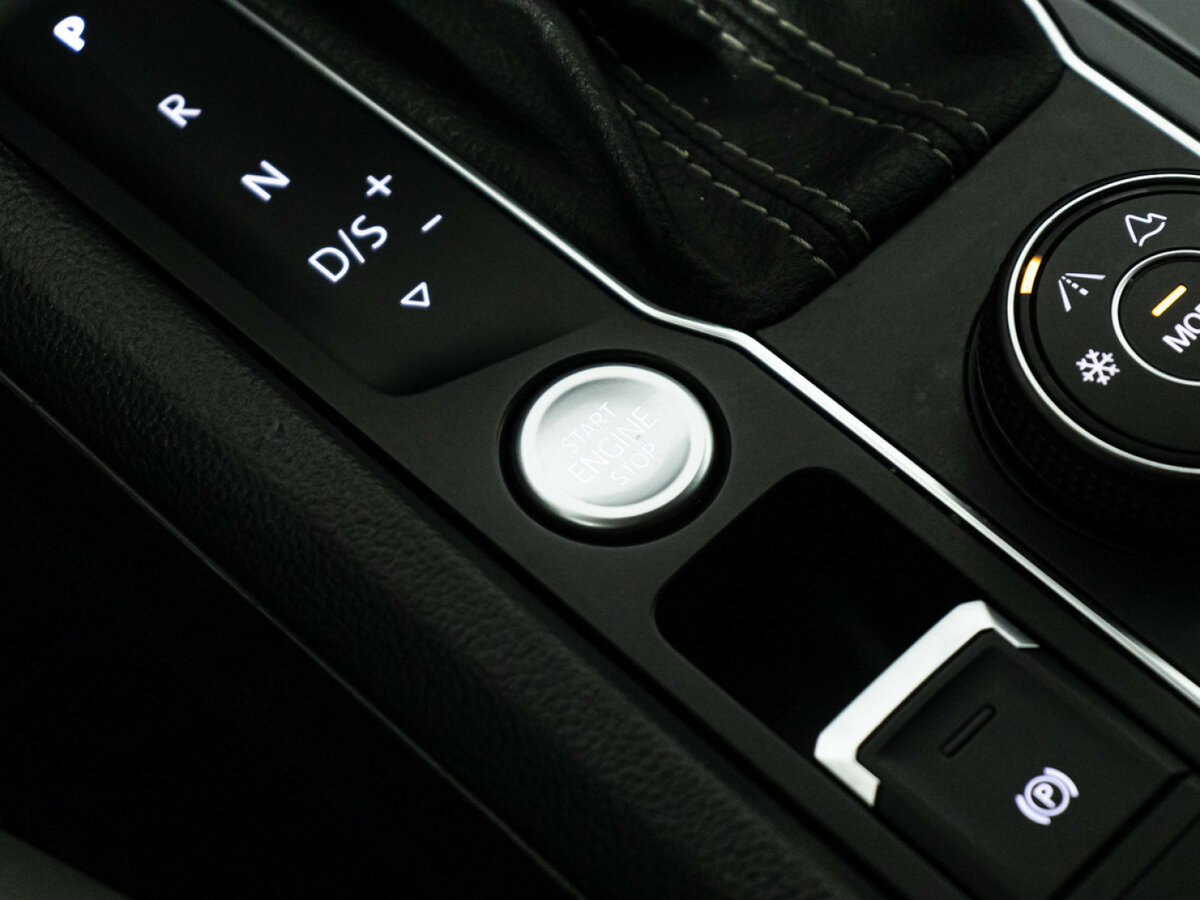 Volkswagen Teramont I Рестайлинг, 2021 Фото №17