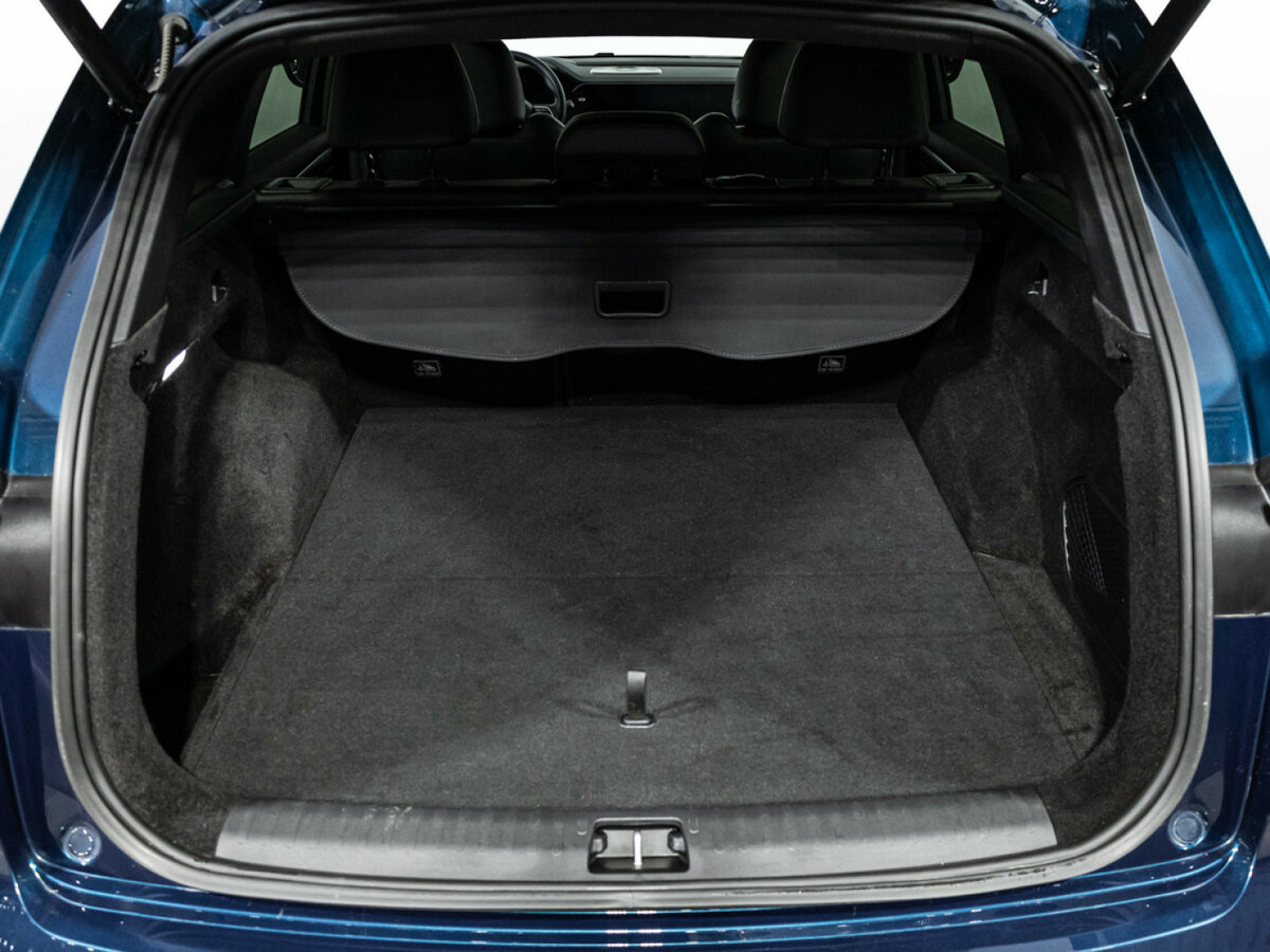 Geely Monjaro I, 2023 Фото №25