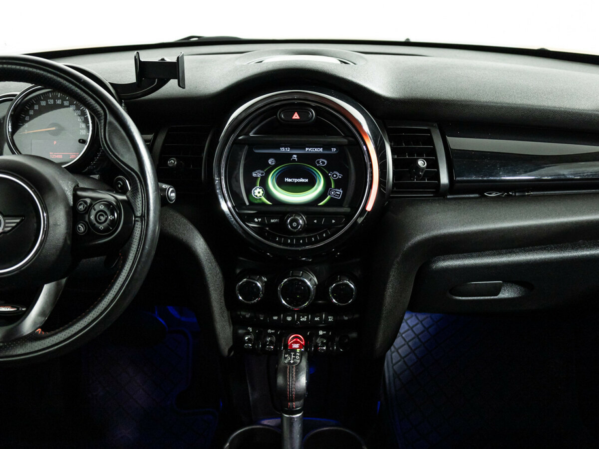 Mini Hatch Cooper S III (F55/F56), 2014 Фото №14