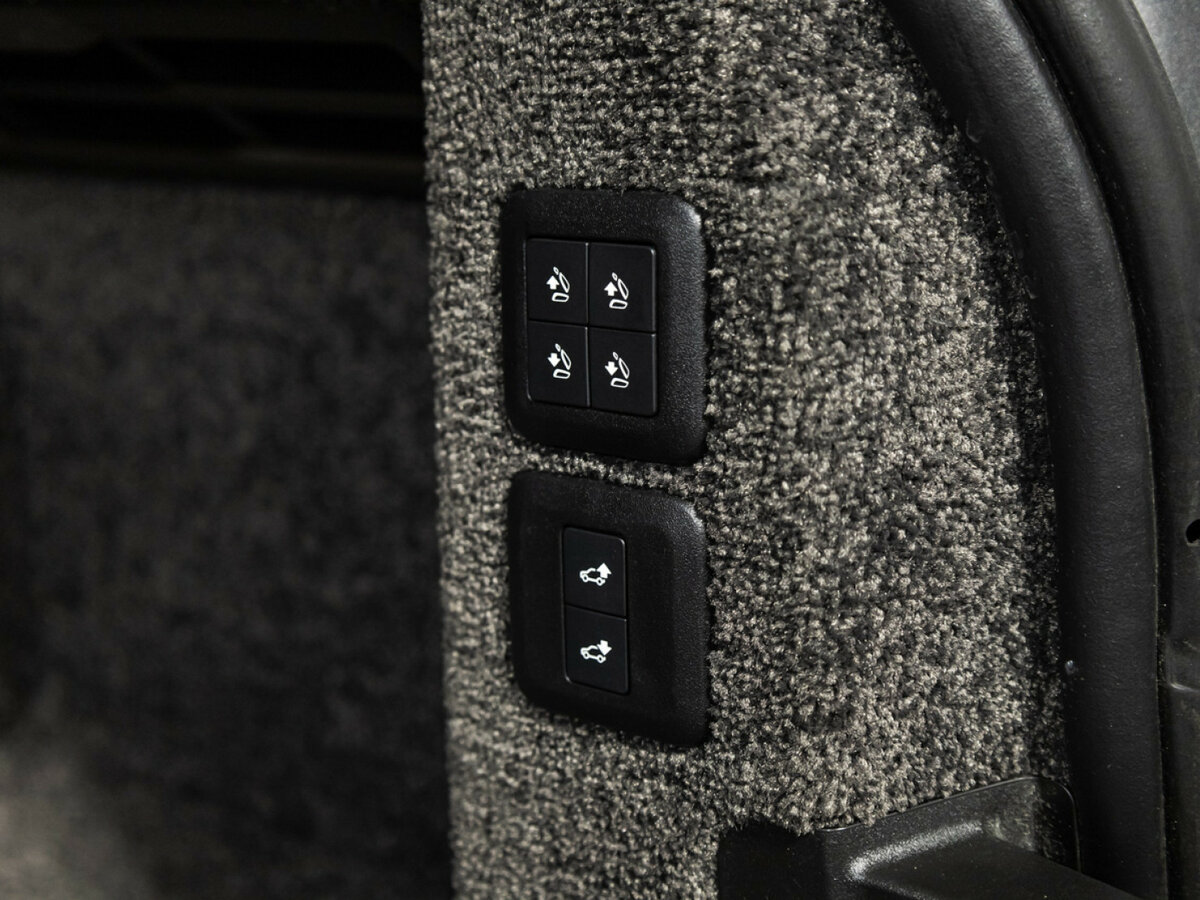 Land Rover Range Rover IV Рестайлинг, 2021 Фото №23