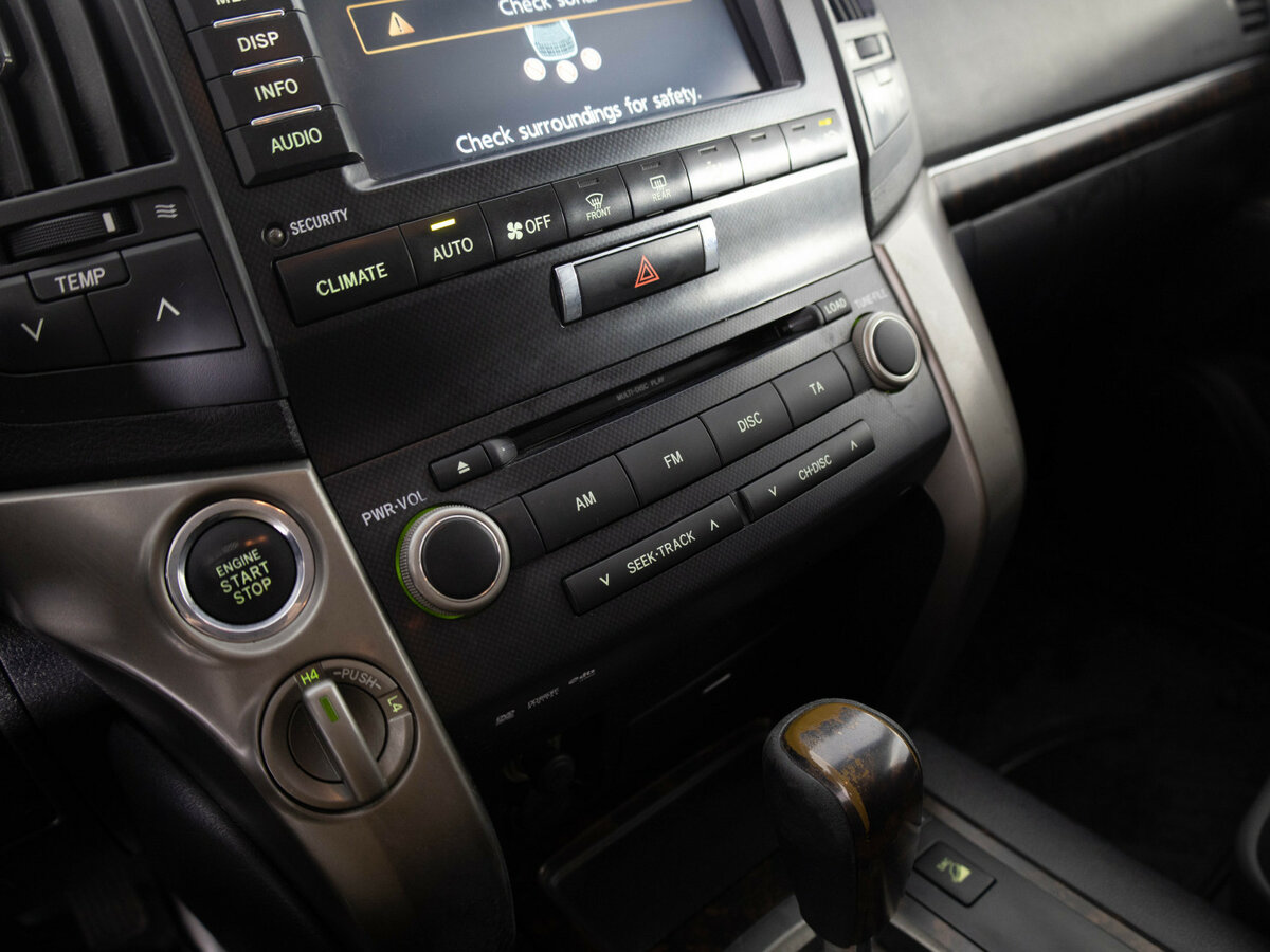 Toyota Land Cruiser 200 Series, 2008 Фото №9