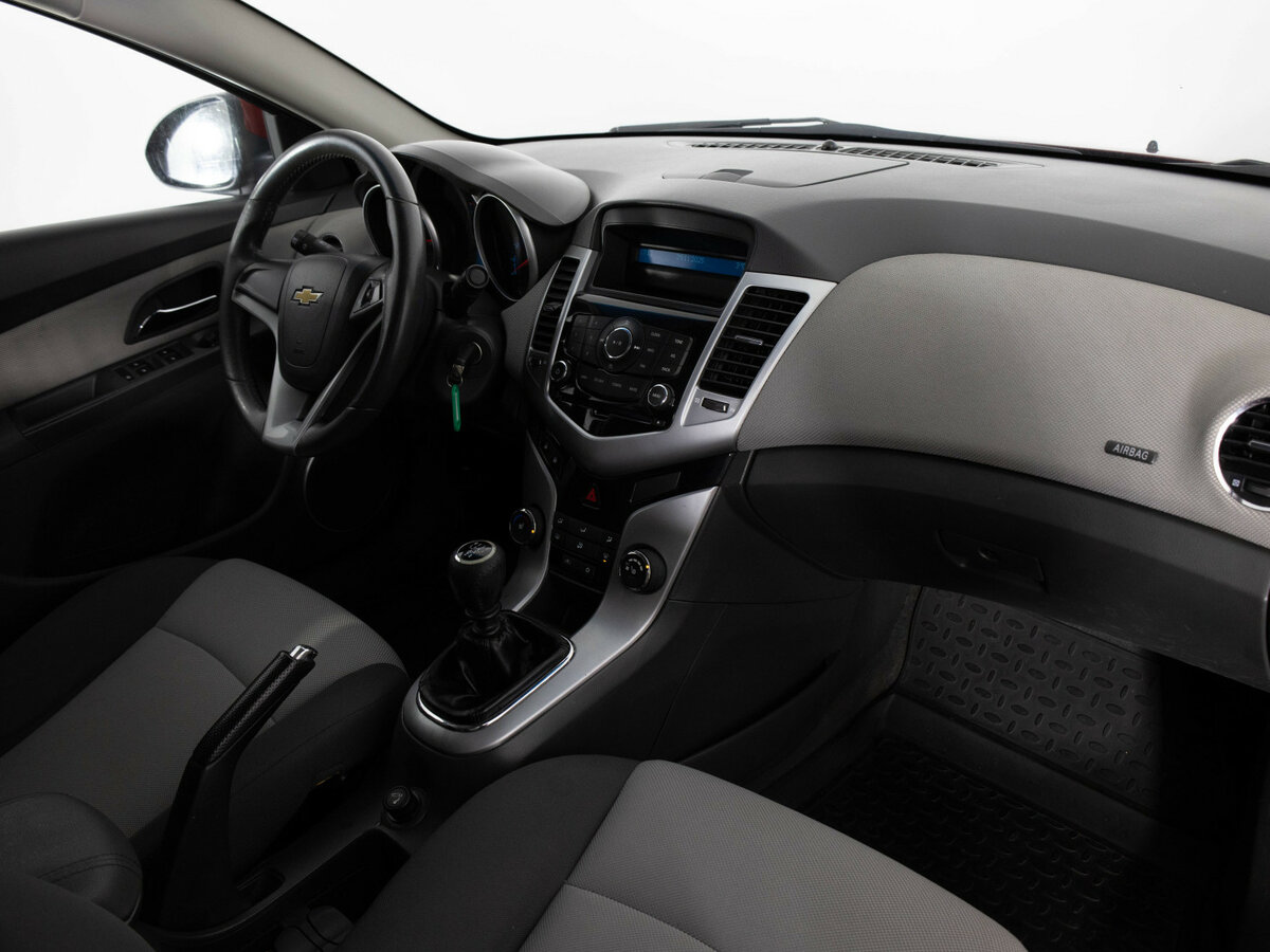 Chevrolet Cruze I, 2010 Фото №14