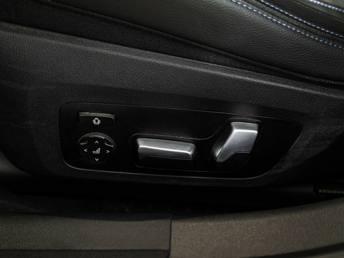 BMW 3 серии 320i VII (G2x), 2020 Фото №16