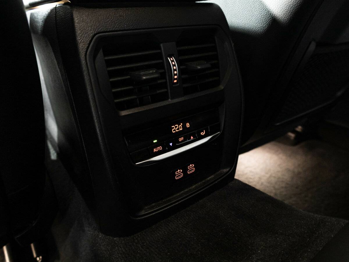 BMW 3 серии 320i VII (G2x), 2020 Фото №23