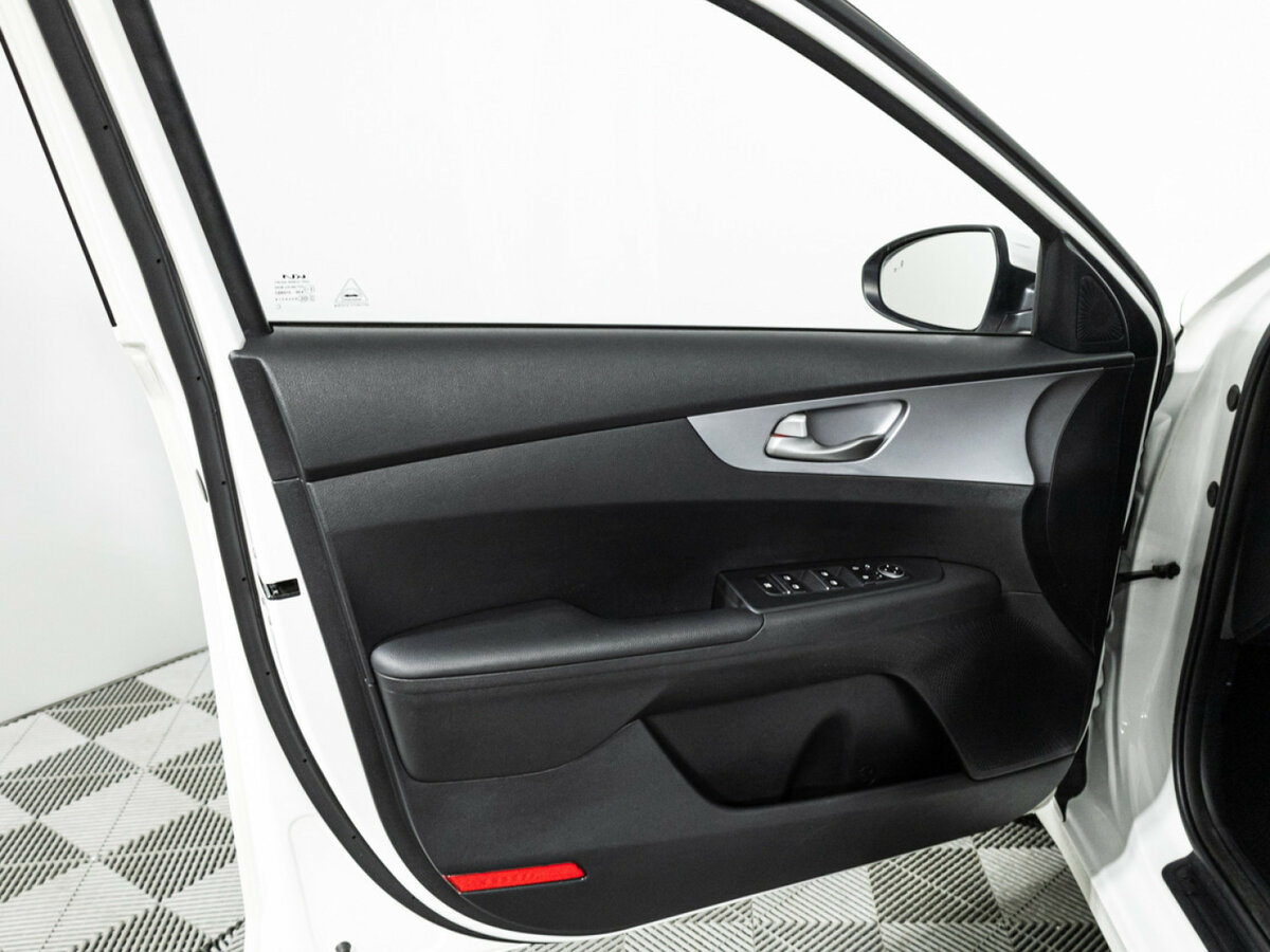 Kia K3 II Рестайлинг, 2021 Фото №25