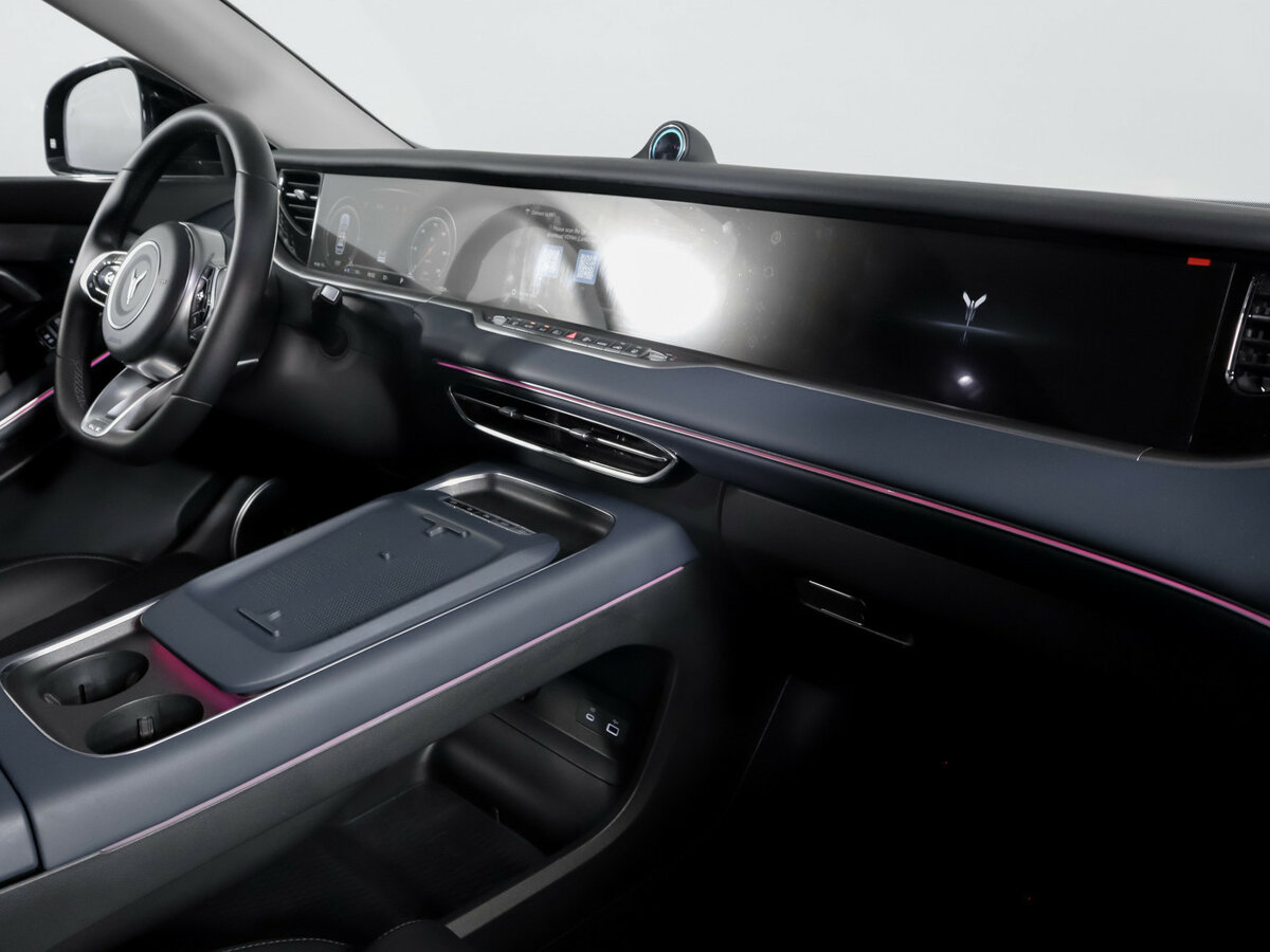 Voyah Free I Рестайлинг, 2023 Фото №9