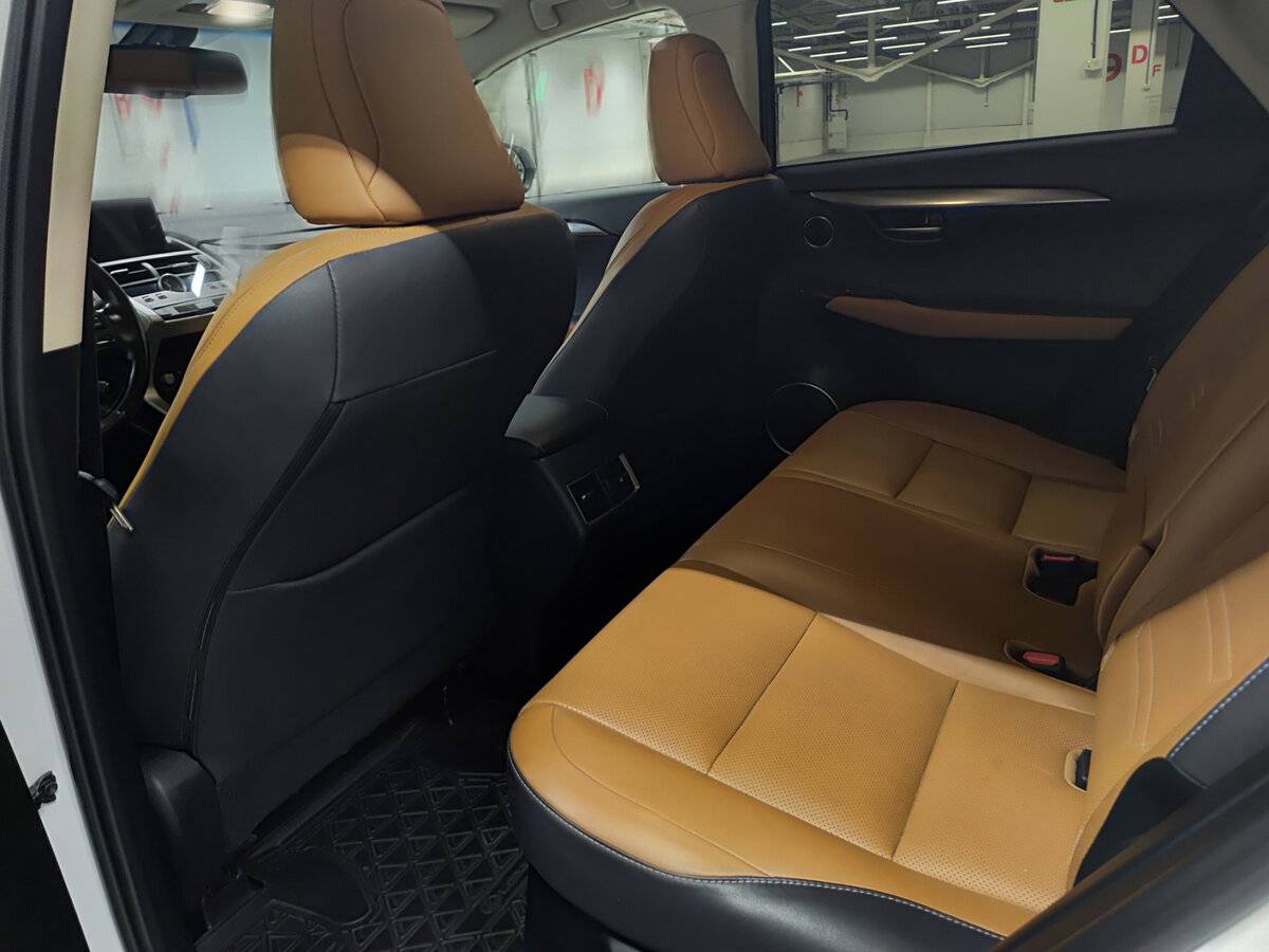 Lexus NX 300 I Рестайлинг, 2018 Фото №12