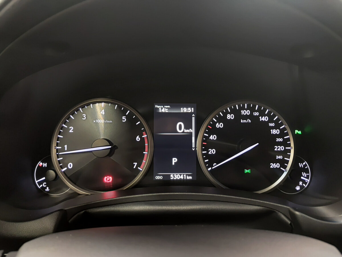 Lexus NX 300 I Рестайлинг, 2018 Фото №13