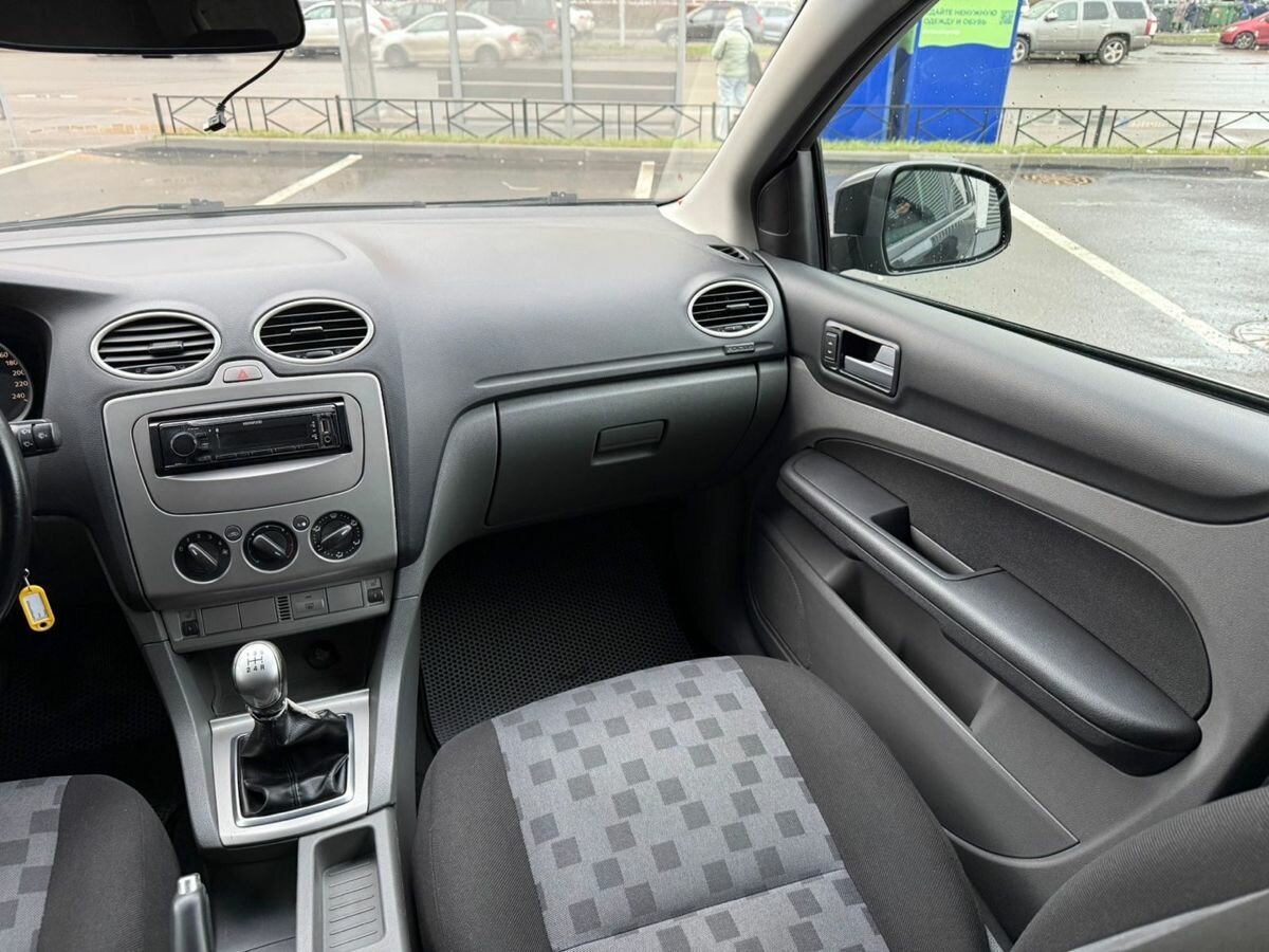 Ford Focus II Рестайлинг, 2009 Фото №15