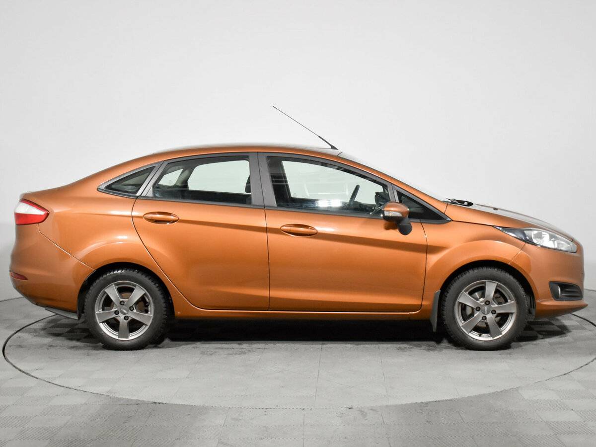 Ford Fiesta Mk6 Рестайлинг, 2016 - 94 680 км. | Фото №4