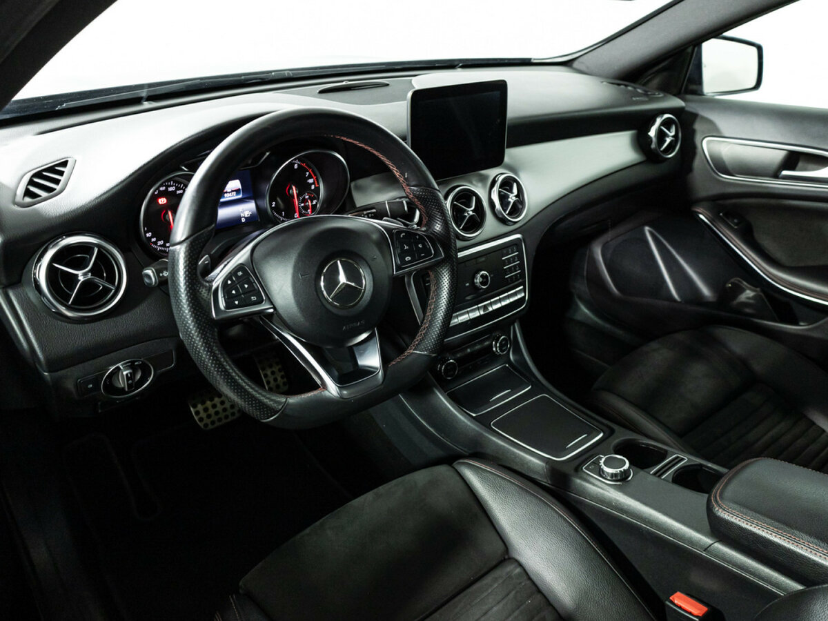Mercedes-Benz GLA 250 I (X156) Рестайлинг, 2017 Фото №11
