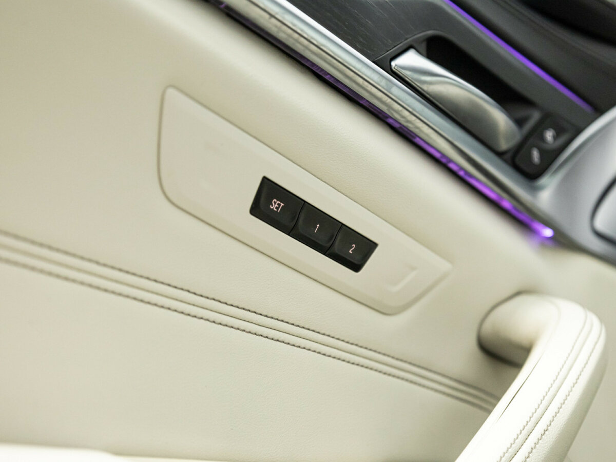 BMW 5 серии 540i xDrive VII (G30/G31/G38) Рестайлинг, 2020 Фото №15