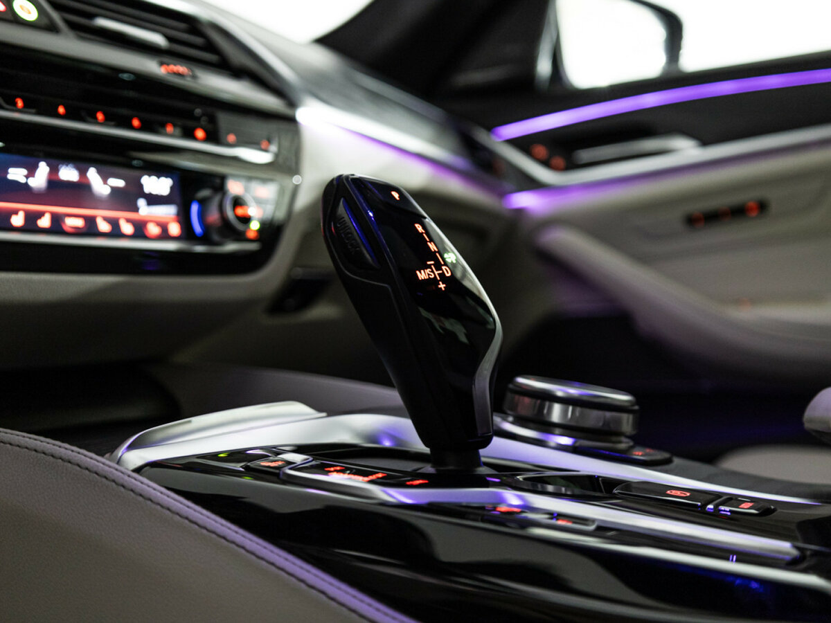 BMW 5 серии 540i xDrive VII (G30/G31/G38) Рестайлинг, 2020 Фото №26