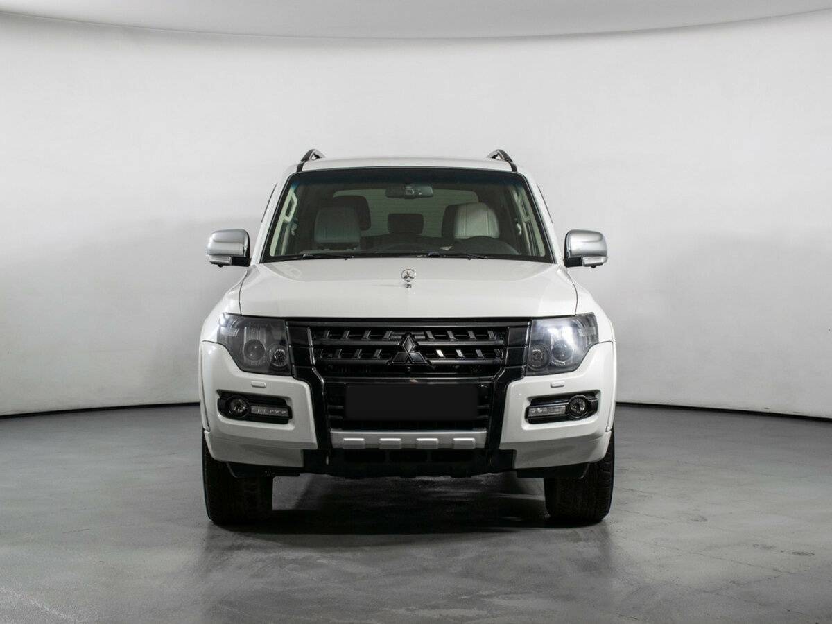 Mitsubishi Pajero IV Рестайлинг 2, 2020 - 61 000 км. | Фото №2