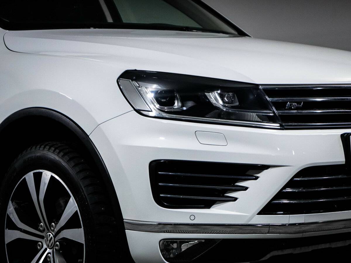 Volkswagen Touareg II Рестайлинг, 2016 Фото №15