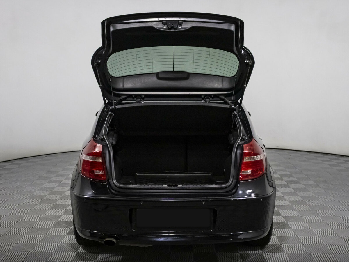 BMW 1 серии 118i I (E81/E82/E87/E88) Рестайлинг, 2008 Фото №14